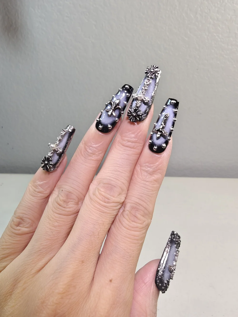 Gothic Black Gray Ombre Long Coffin Press On Nails With Cross Daisy Rhinestones